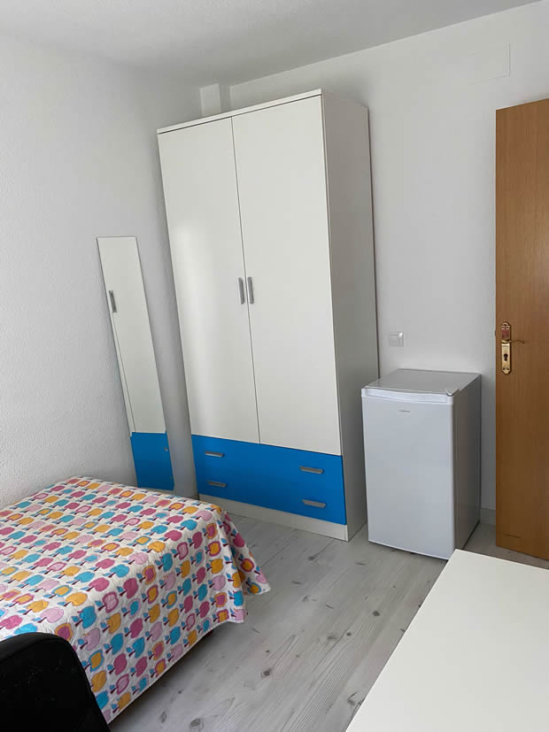 Residencia de Estudiantes Villaviciosa de Odon Habitaciones